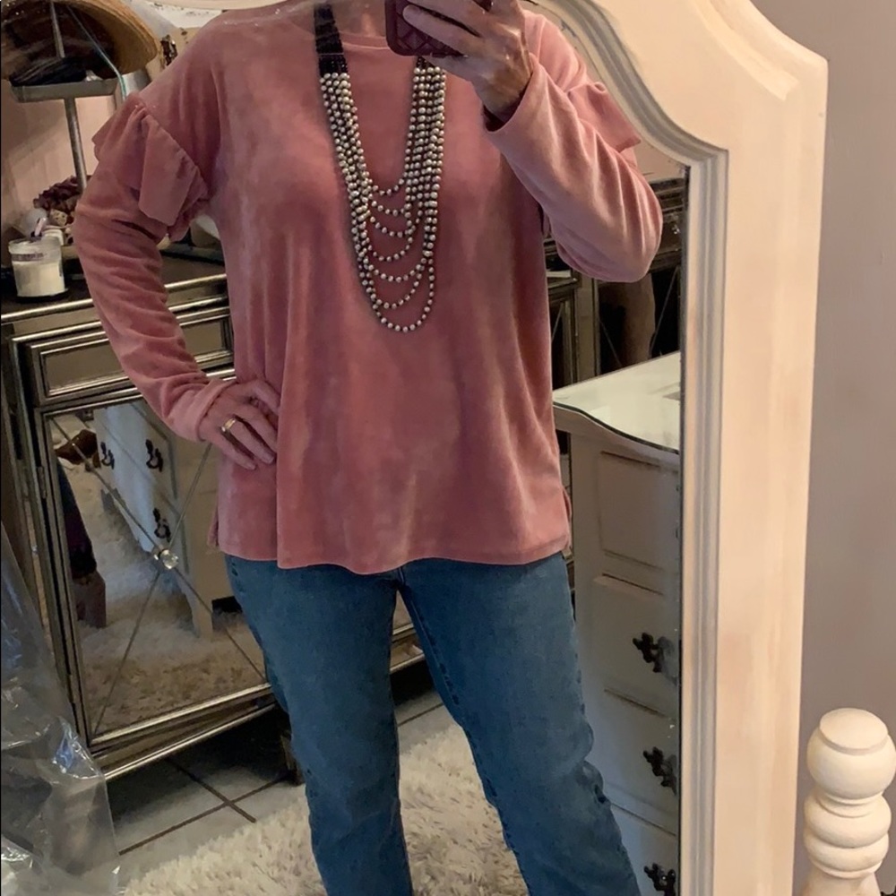 Two by Vince Camuto Velour Top - Picture 9 of 9